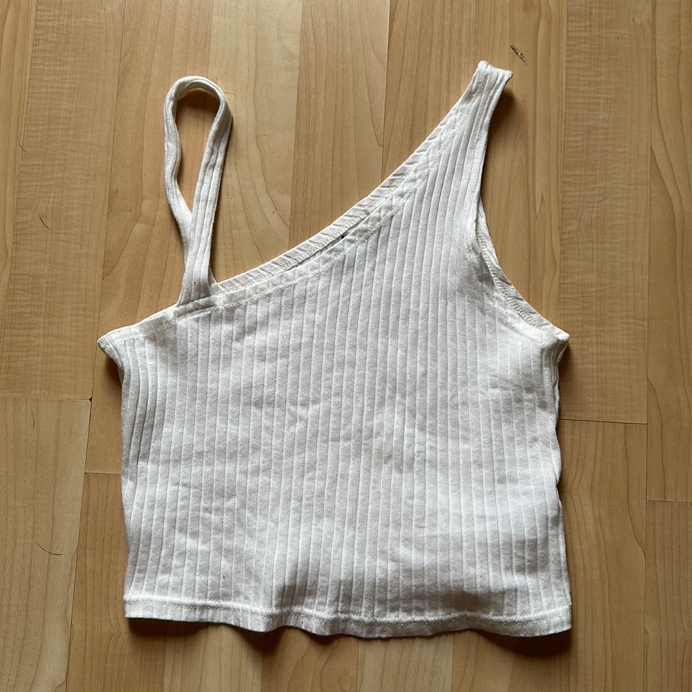 Cropped tank